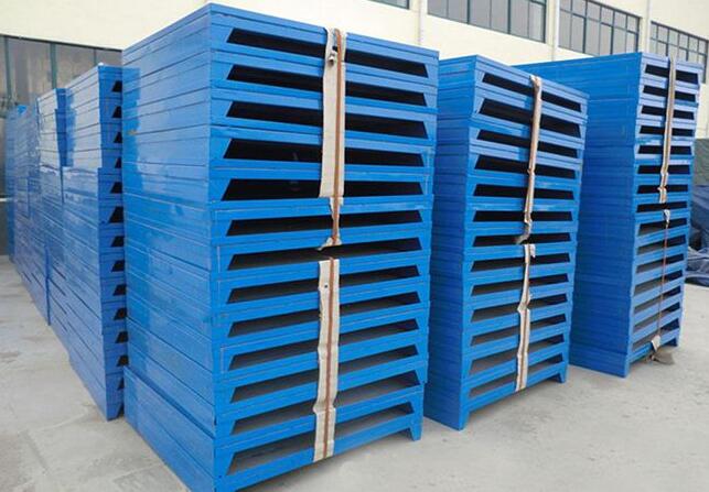 [鋼制托盤]塑料托盤及木質托盤三者的區別