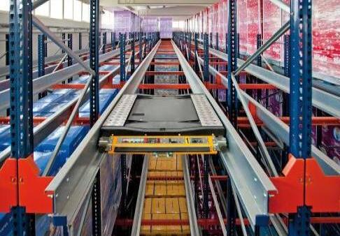 子母穿梭式貨架系統(tǒng)兩種出入庫方式的優(yōu)缺點