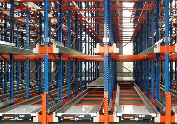 [穿梭式貨架]穿梭車貨架的性能特點