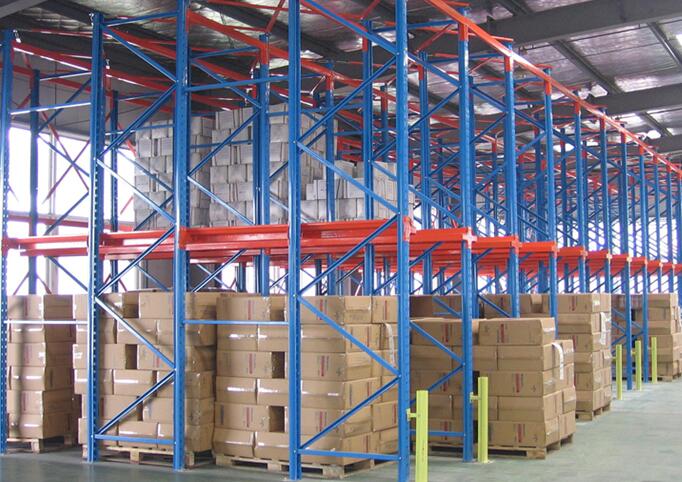 貫通式貨架的結構性能特點