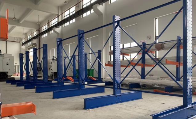 懸臂式貨架 深圳懸臂式貨架安裝現場